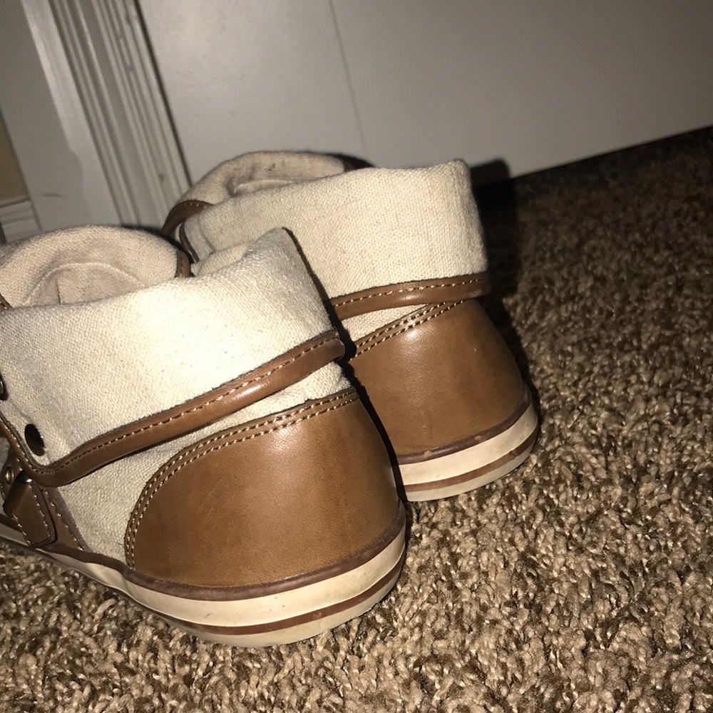 Shoes - Picture 3 of 5